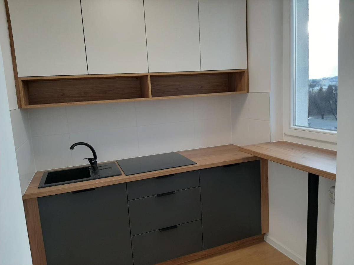 Kawalerka 28M Salon Z Kuchnia Centrum Новы Сонч Экстерьер фото